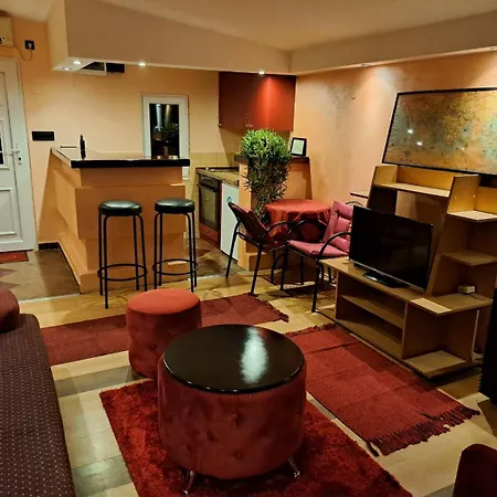 Apartment Corner